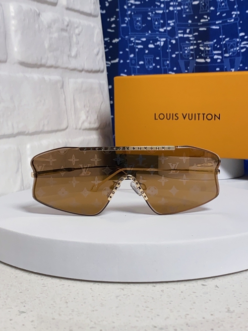 ルイヴィトンサングラス背面デザイン